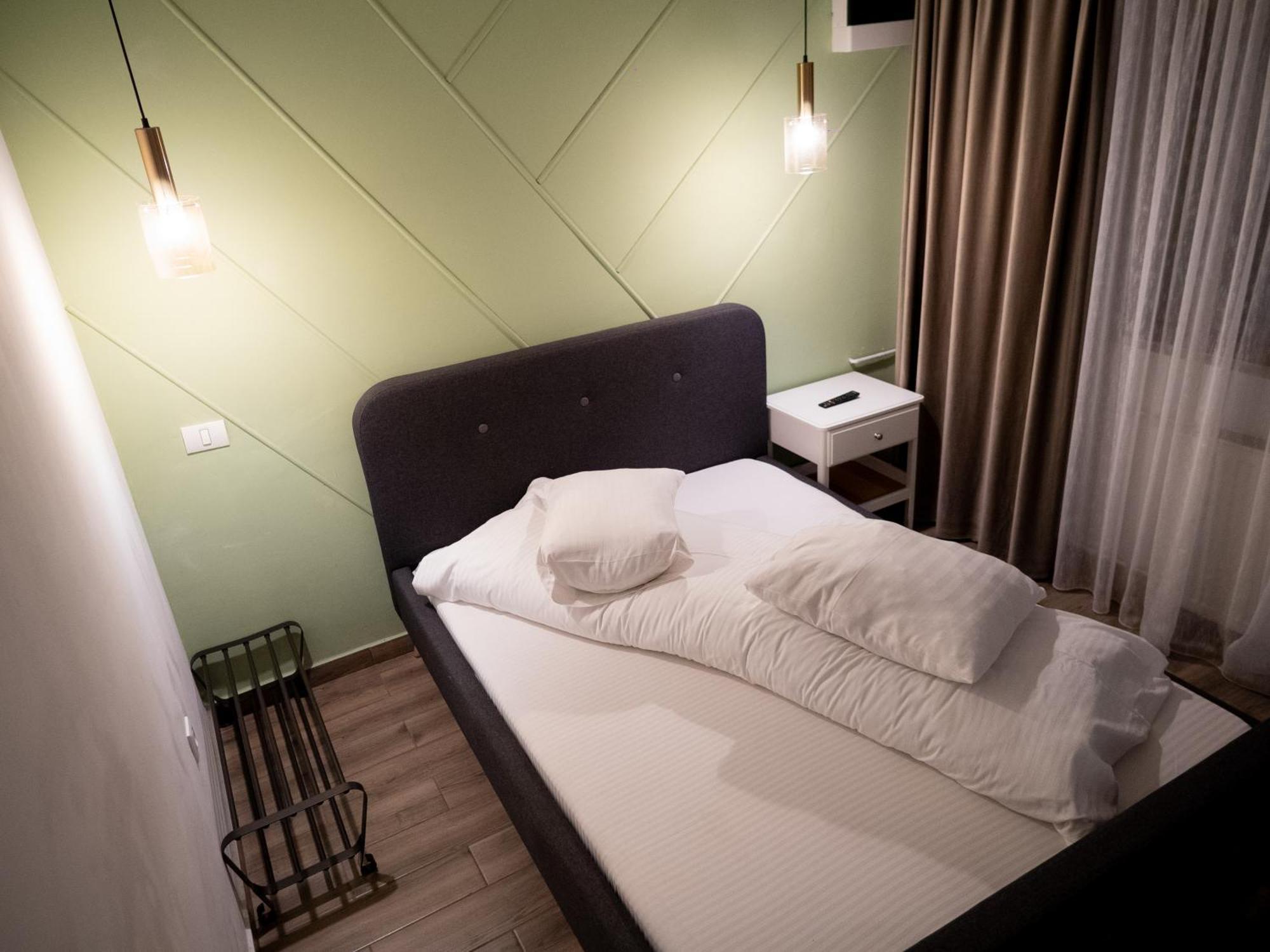 Guesthouse Magic Băile Herculane Extérieur photo